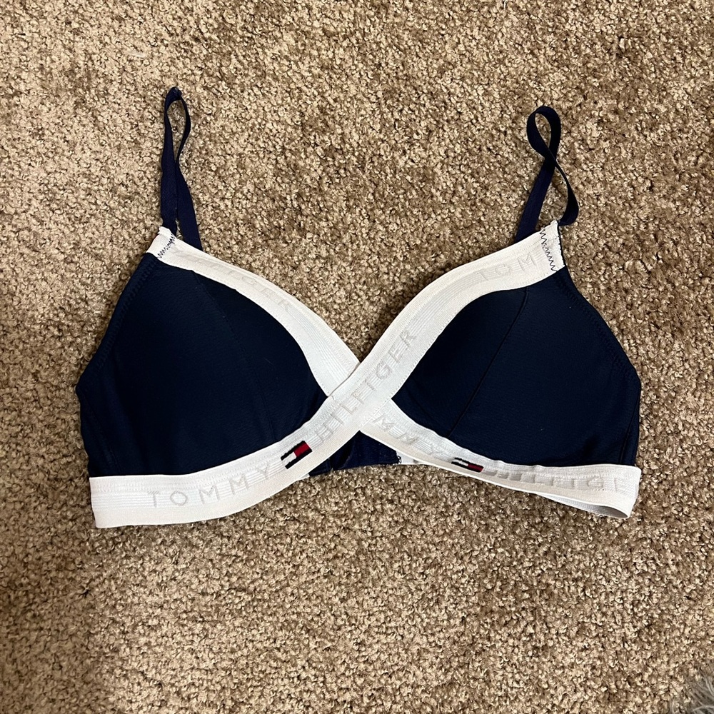 Tommy Hilfiger bra